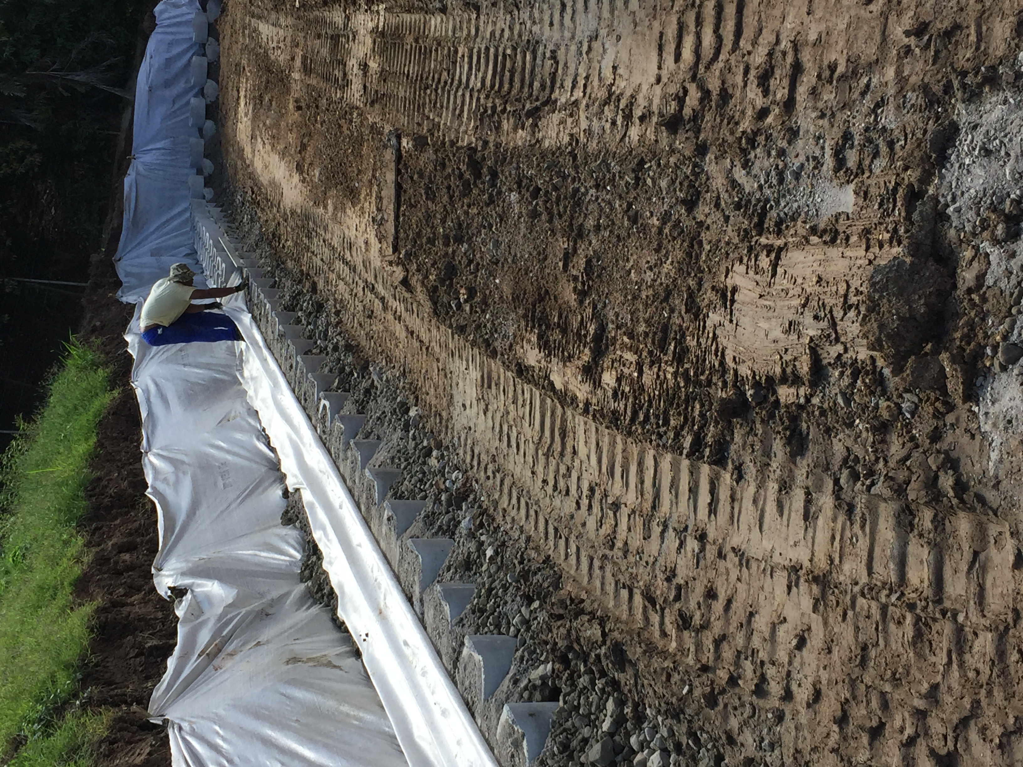Mur ATALUS - remblaiement et compactage