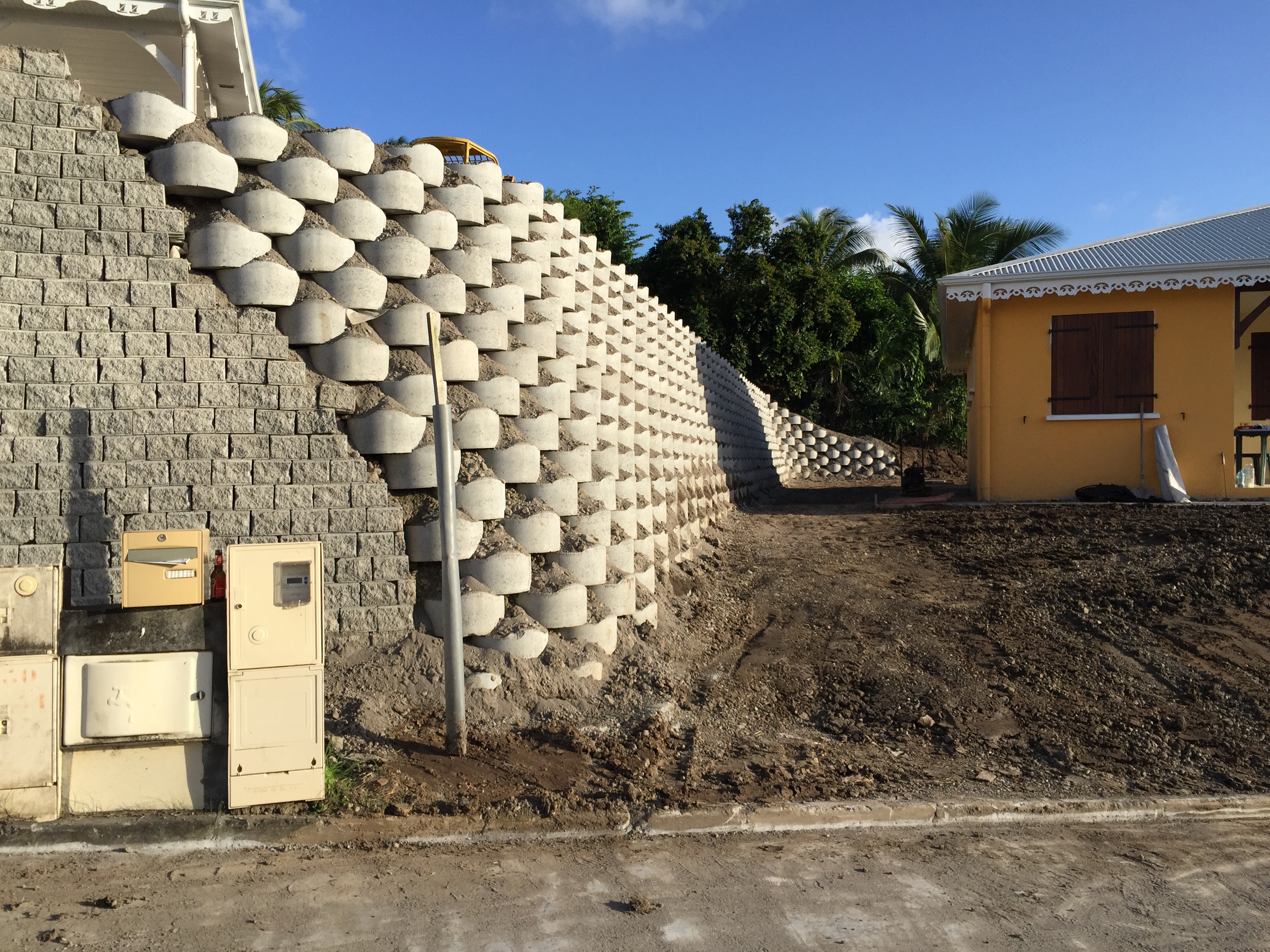 Mur ATALUS - réalisation KESY en Martinique