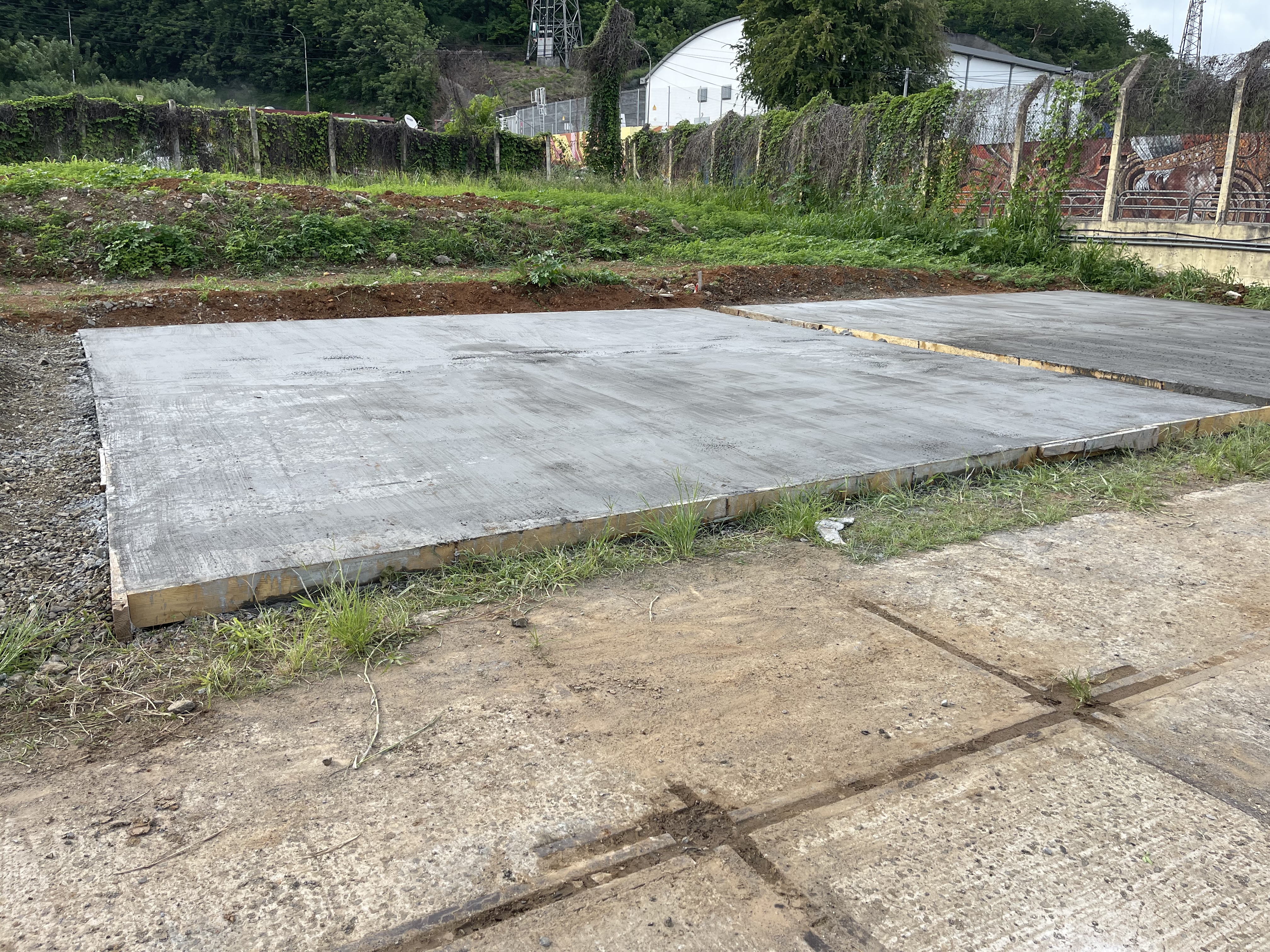 Terrassement - chantier en zone urbaine Martinique